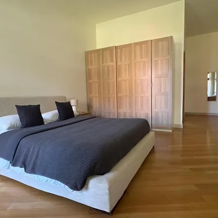 Dimora Aura Bed & Breakfast