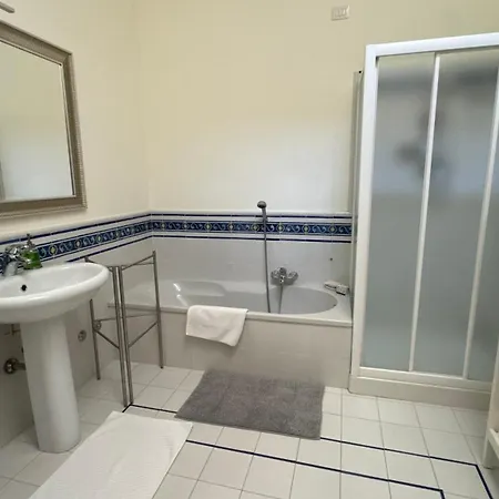 Dimora Aura Bed & Breakfast