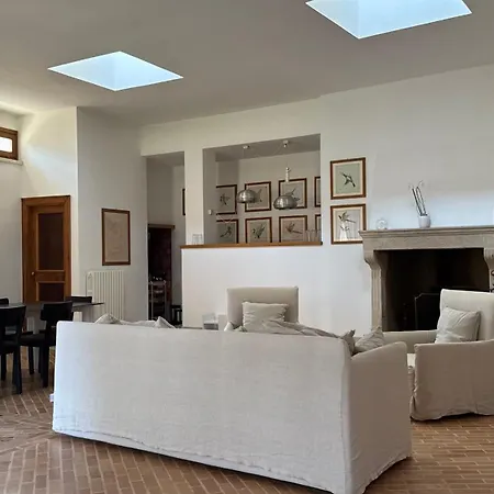 Dimora Aura 3*